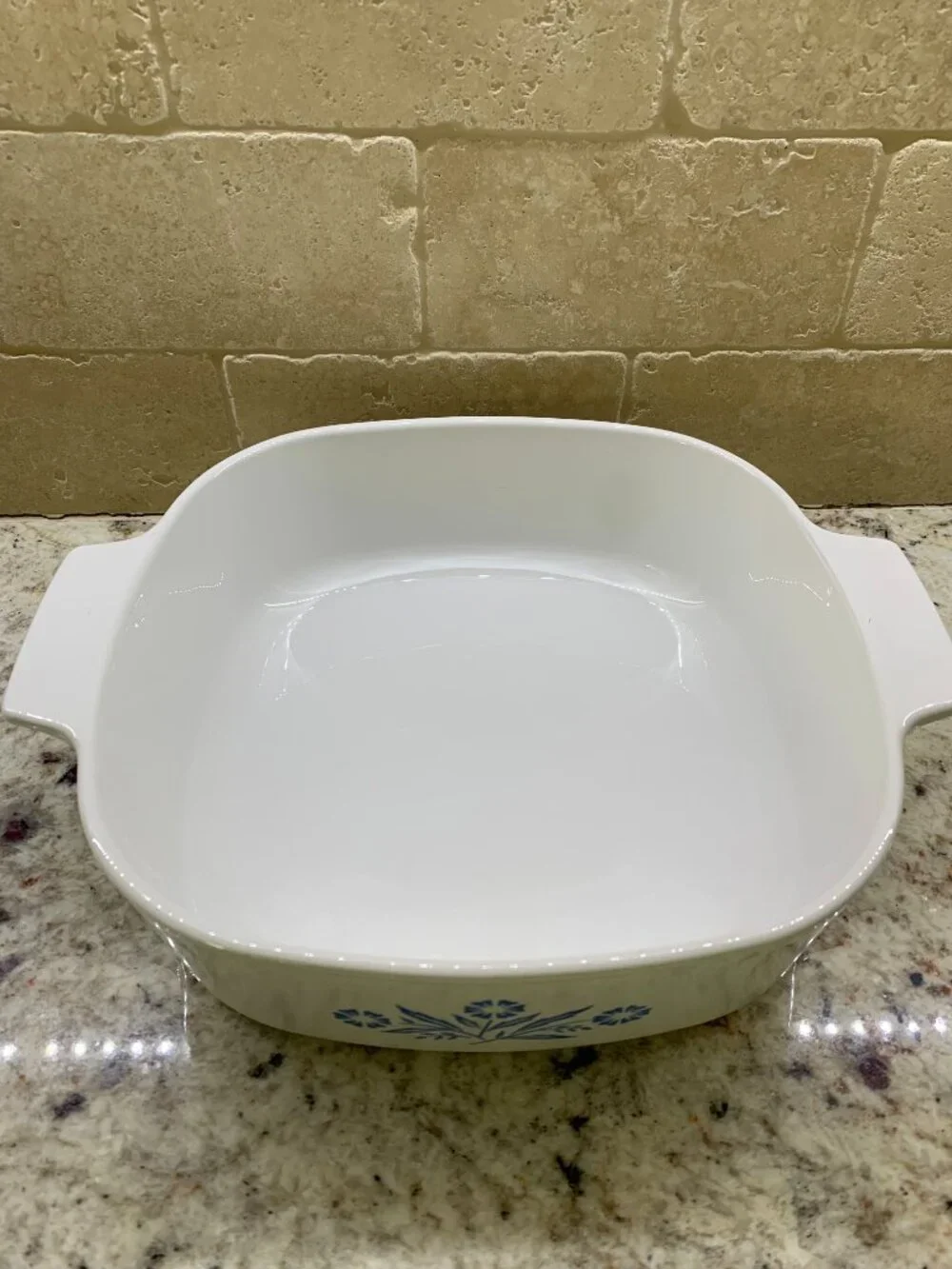 Vintage Corning Ware Blue Cornflower 2 QT. w/ lid